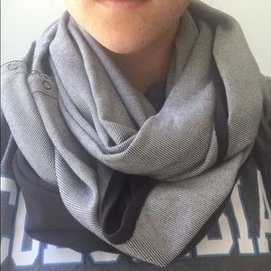 Lulu lemon infinity scarf